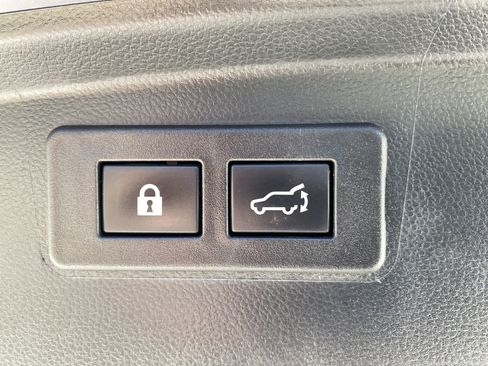 Certified 2025 Subaru Outback Onyx Edition AWD/4WD image 34