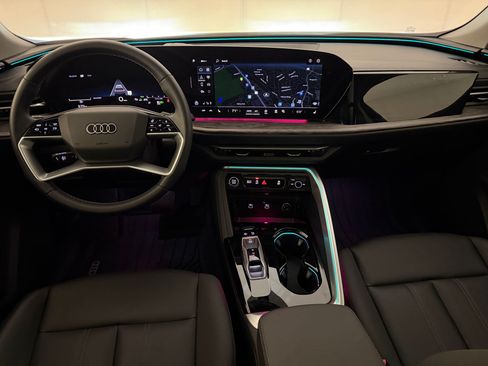 Certified 2025 Audi Q5 Premium w/ Premium Plus AWD/4WD image 16