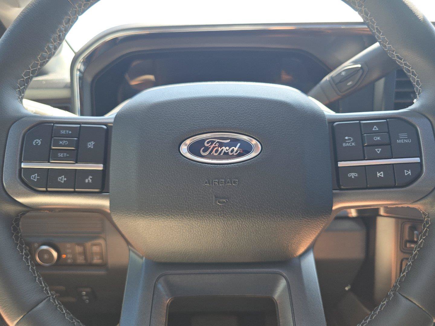 Used 2026 Ford F250 Lariat w/ Black Appearance Package AWD/4WD image 23