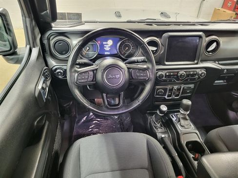 Used 2022 Jeep Wrangler Unlimited Sport AWD/4WD image 44