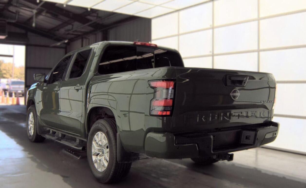 Used 2023 Nissan Frontier SV w/ SV Convenience Package AWD/4WD image 3