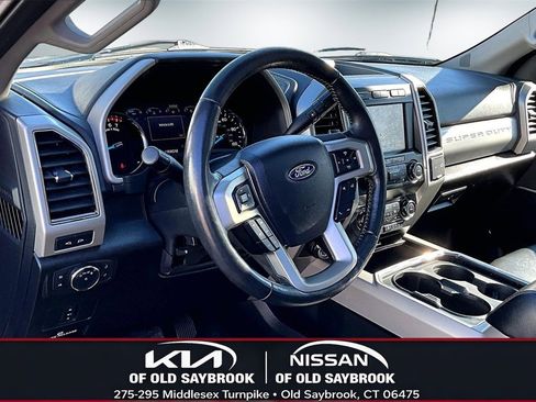 Used 2020 Ford F250 Lariat image 18