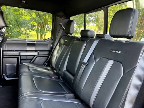 Used 2020 Ford F150 Platinum image 21