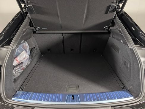 New 2026 Porsche Cayenne S AWD/4WD image 17