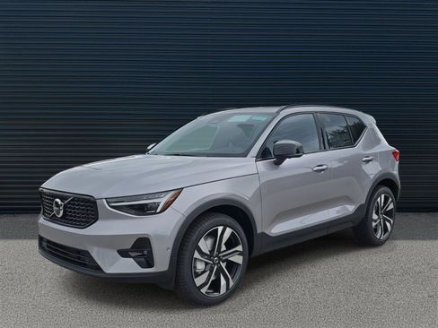 New 2026 Volvo XC40 B5 Ultra w/ Climate Package AWD/4WD image 1