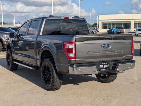 Used 2023 Ford F150 Lariat w/ Trailer Tow Package image 6