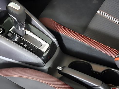 Used 2023 Nissan Versa SR w/ Trunk Package image 29