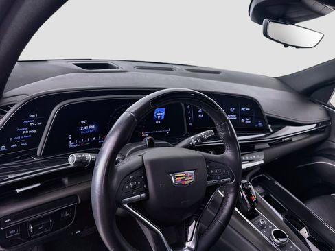 Used 2022 Cadillac Escalade Sport RWD image 11