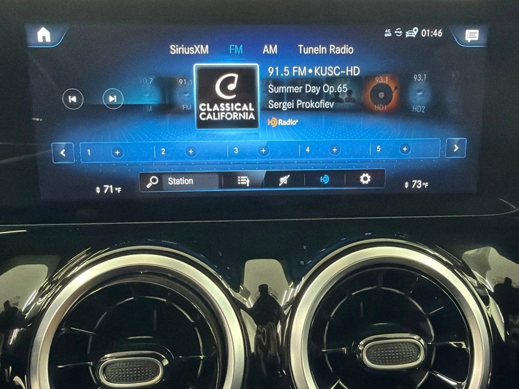 Used 2022 Mercedes-Benz GLA 250 w/ Premium Package Lite image 33