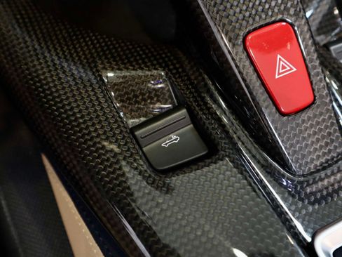 Certified 2023 Ferrari 812 GTS RWD image 30