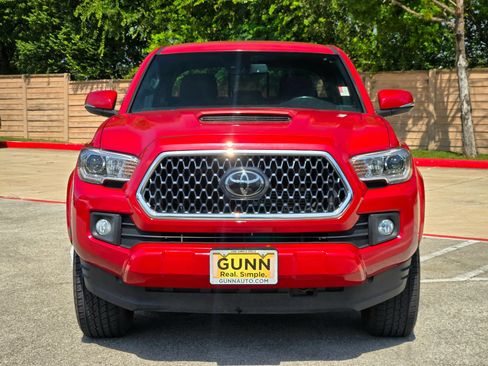 Used 2019 Toyota Tacoma TRD Sport RWD image 8