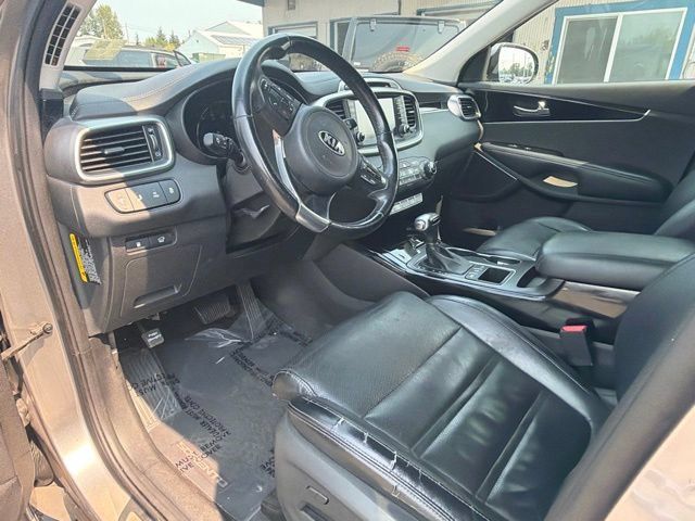 Used 2017 Kia Sorento SX AWD/4WD image 19