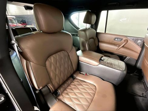 Used 2023 Nissan Armada Platinum w/ Captain's Chairs Package AWD/4WD image 35