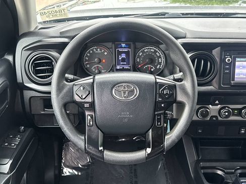 Used 2019 Toyota Tacoma SR w/ SX Package AWD/4WD image 13