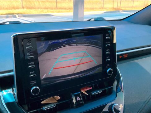 Used 2020 Toyota Corolla SE FWD image 28