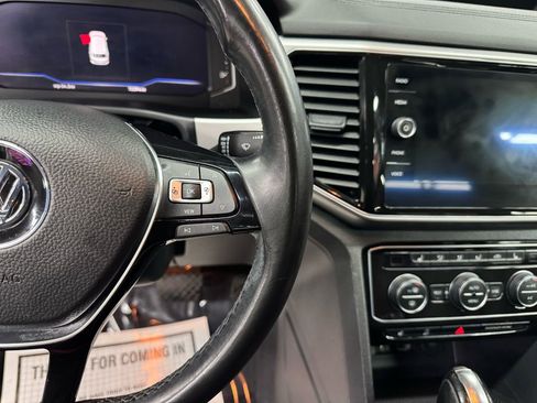 Used 2019 Volkswagen Atlas SEL image 28