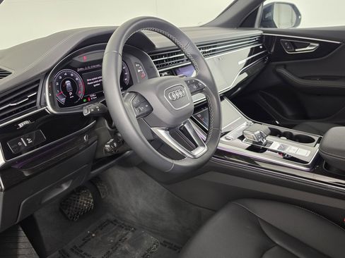 Used 2025 Audi Q8 Premium Plus w/ Premium Plus Package AWD/4WD image 15