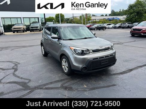 Used 2014 Kia Soul FWD image 3