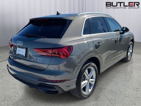 Used 2022 Audi Q3 2.0T Premium w/ Convenience Package image 5