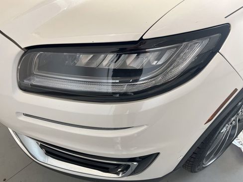 Used 2019 Lincoln Nautilus Reserve AWD/4WD image 35