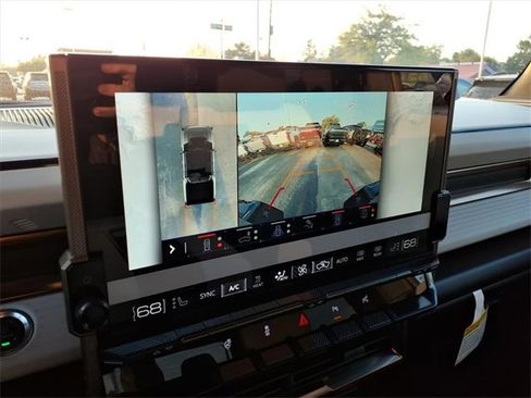 New 2025 GMC Hummer EV 2X image 17