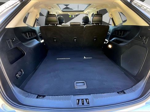 Certified 2019 Ford Edge Titanium w/ Equipment Group 301A FWD image 27