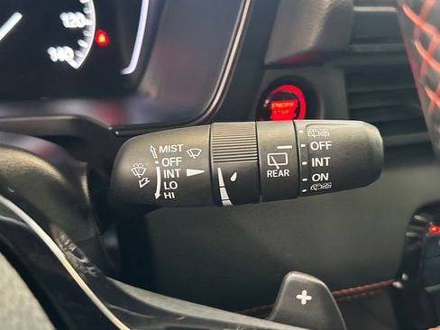 Used 2025 Honda Pilot TrailSport image 41