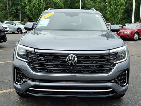 Used 2024 Volkswagen Atlas SEL Premium R-Line AWD/4WD image 2