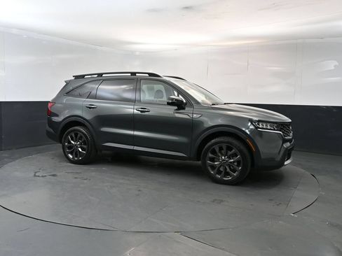 Certified 2022 Kia Sorento X-Line EX AWD/4WD image 7