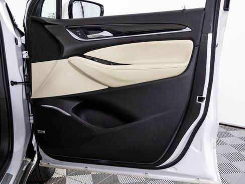 Used 2022 Buick Enclave Premium w/ Experience Buick Package image 40