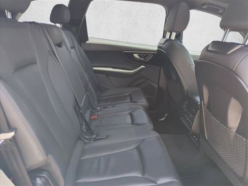 Used 2021 Audi Q7 3.0T Premium Plus w/ Premium Plus Package AWD/4WD image 18