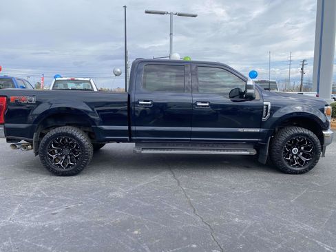 Used 2021 Ford F250 Lariat w/ Chrome Package image 8