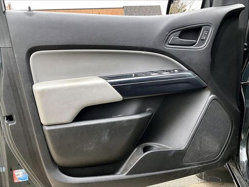 Used 2018 Chevrolet Colorado W/T w/ WT Convenience Package image 14