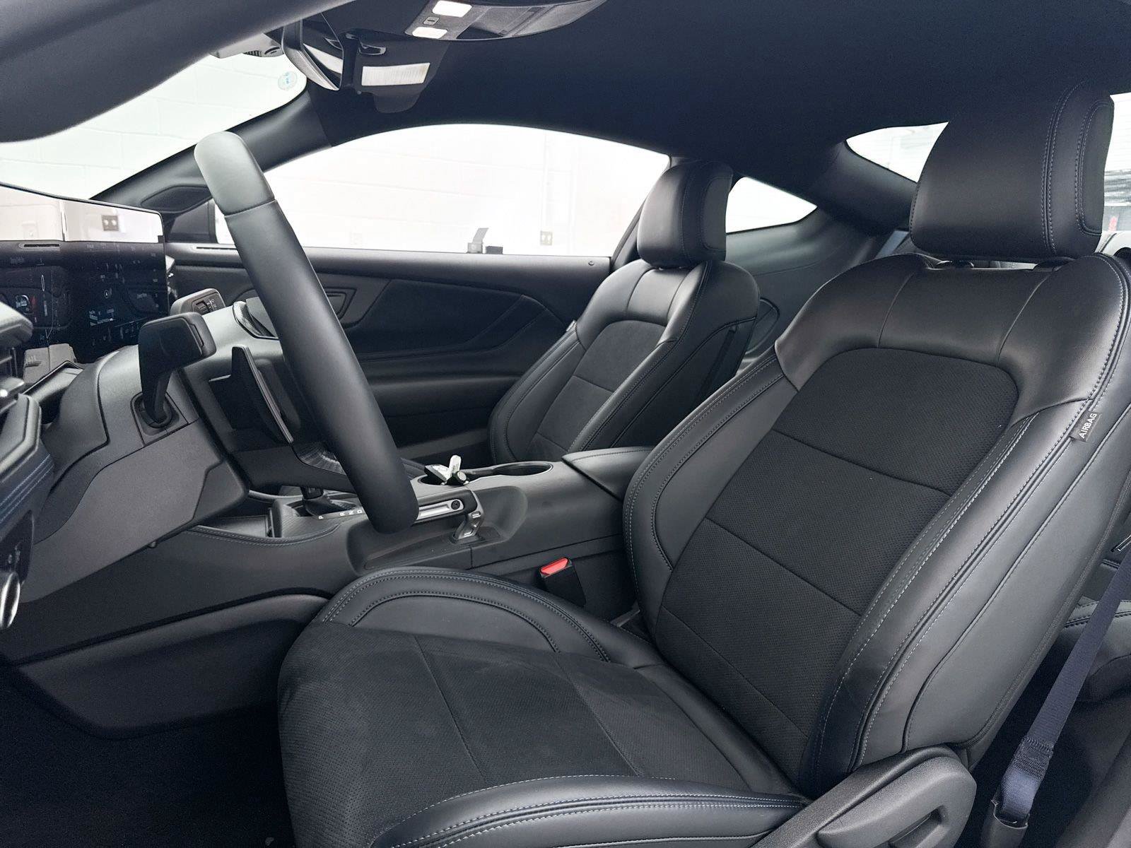 Used 2025 Ford Mustang Dark Horse RWD image 20