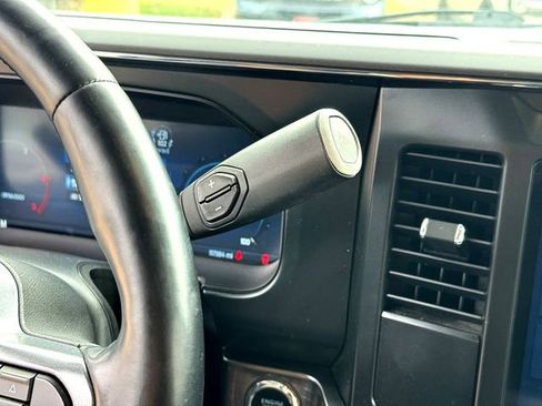 Certified 2023 Ford F250 Lariat w/ Chrome Package image 18