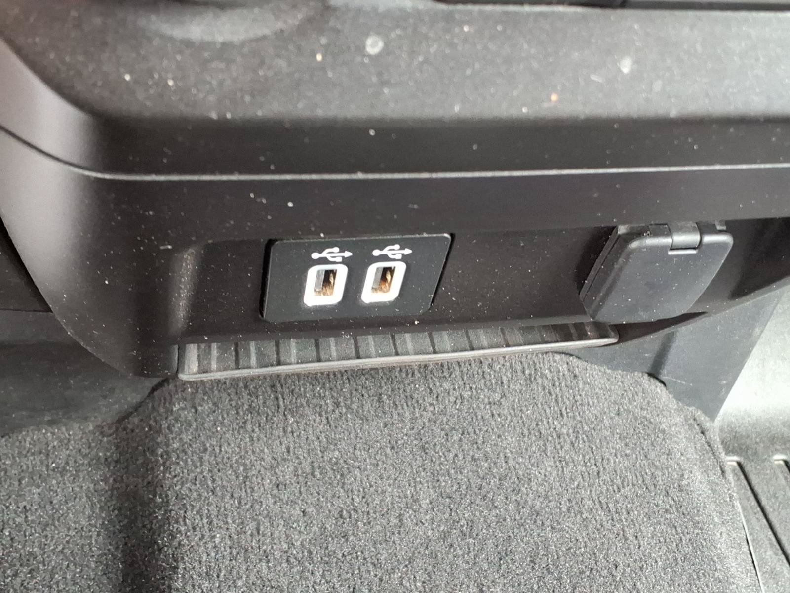 Used 2019 Ford F350 XLT w/ XLT Premium Package AWD/4WD image 18