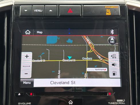 Used 2020 Subaru Ascent Touring image 8