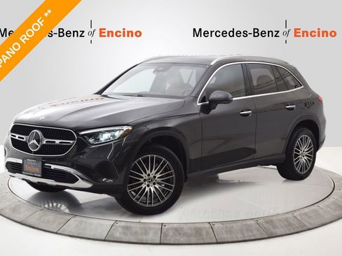 Certified 2025 Mercedes-Benz GLC 300 4MATIC image 1