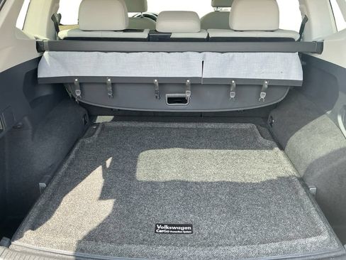 Used 2020 Volkswagen Tiguan SE w/ Panoramic Sunroof Package AWD/4WD image 21