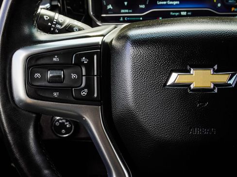 Used 2023 Chevrolet Silverado 1500 LT AWD/4WD image 29