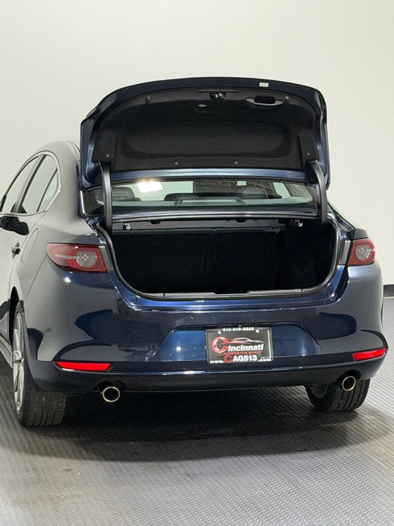 Used 2019 MAZDA MAZDA3 AWD Sedan w/ Select Package image 12