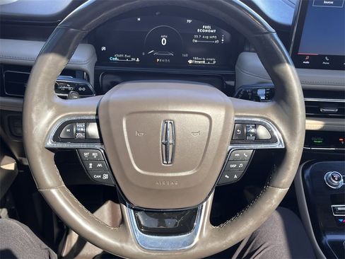 Used 2021 Lincoln Nautilus Reserve w/ Equipment Group 201A image 22