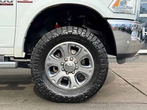 Used 2018 RAM 2500 Laramie w/ Convenience Group image 14