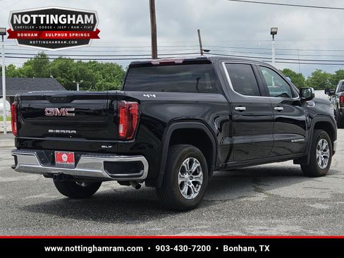 Used 2025 GMC Sierra 1500 SLT AWD/4WD image 10