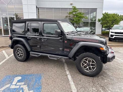 Used 2024 Jeep Wrangler Unlimited Rubicon AWD/4WD image 30