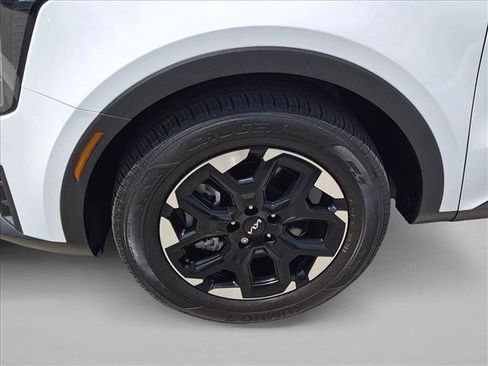 Used 2025 Kia Sorento S FWD image 24