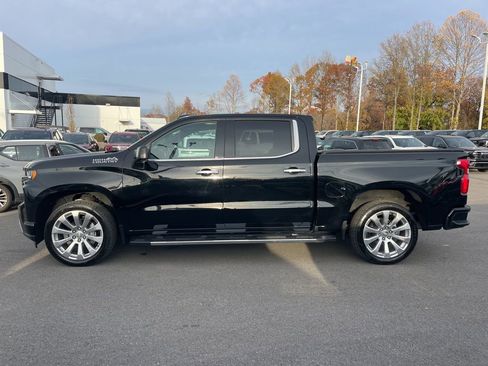 Used 2019 Chevrolet Silverado 1500 High Country w/ Technology Package image 2