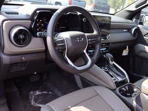 New 2026 Chevrolet Colorado ZR2 w/ ZR2 Bison Edition image 4