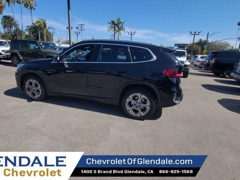 Used 2023 BMW X1 xDrive28i AWD/4WD image 6