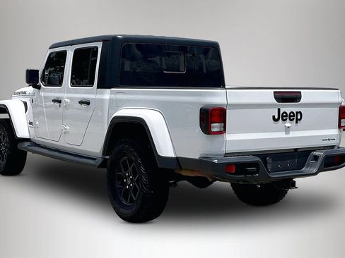 Used 2023 Jeep Gladiator Sport AWD/4WD image 4